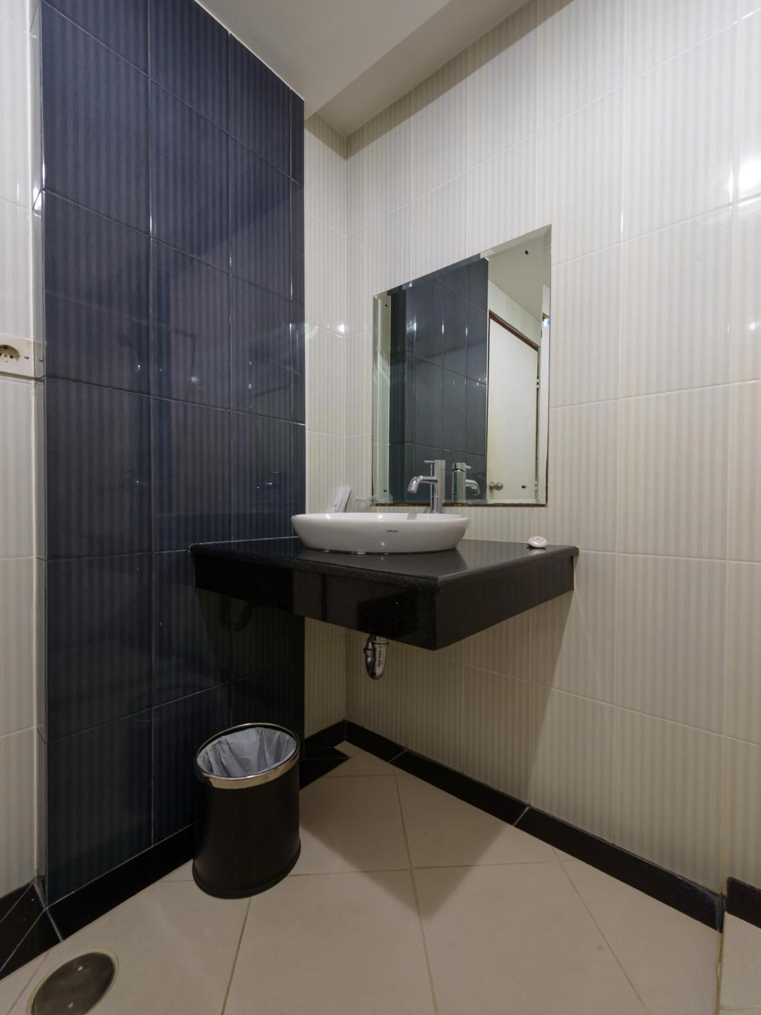 ג'קרטה Cipta Hotel Wahid Hasyim מראה חיצוני תמונה
